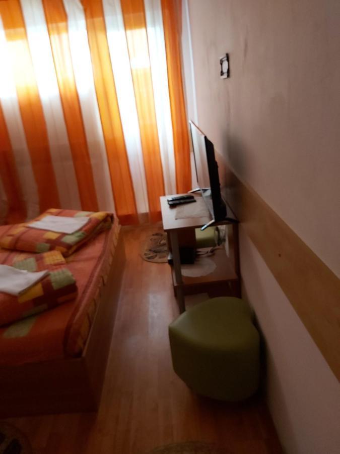 Hotel Turist Resita Exterior foto